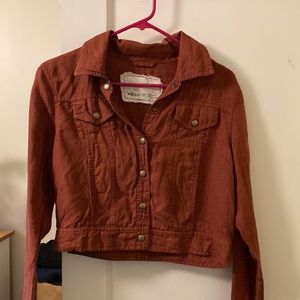 notPERFECTLINEN cropped linen jacket in redwood